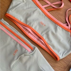 SET Active Tri-Color Sportbody Bra & Leggings set